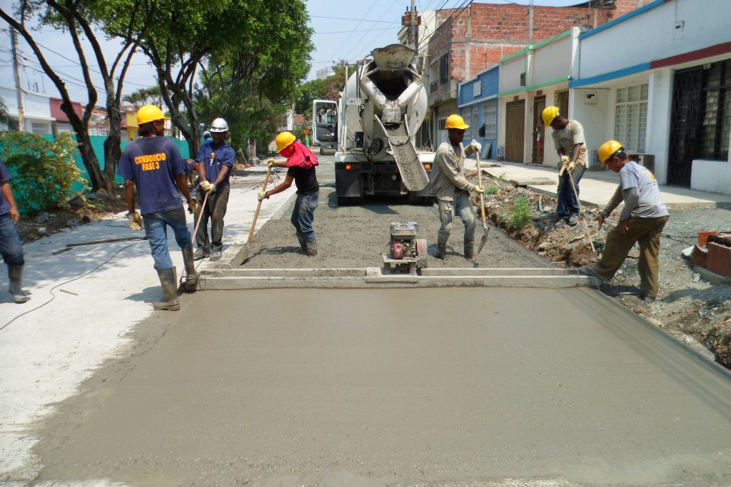 CONSTRUCCIÓN PAVIMENTO RÍGIDO EN LOS BARRIOS NUEVA ESTRELLA Y VILLA ARABIA 1 EN EL CASCO URBANO DEL MUNICIPIO DE CAUCASIA- ANTIOQUIA